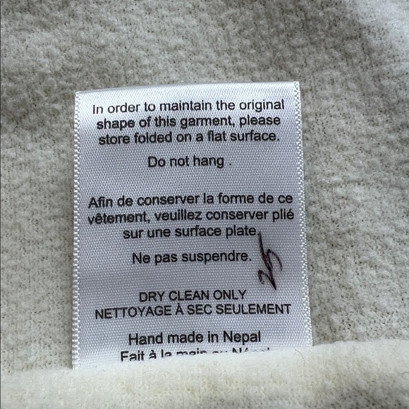 Elizabeth Sweater Fair Isle Fleece Lined Wool Knit Beige & Red  Coat/Sweater M - Picture 8 of 11